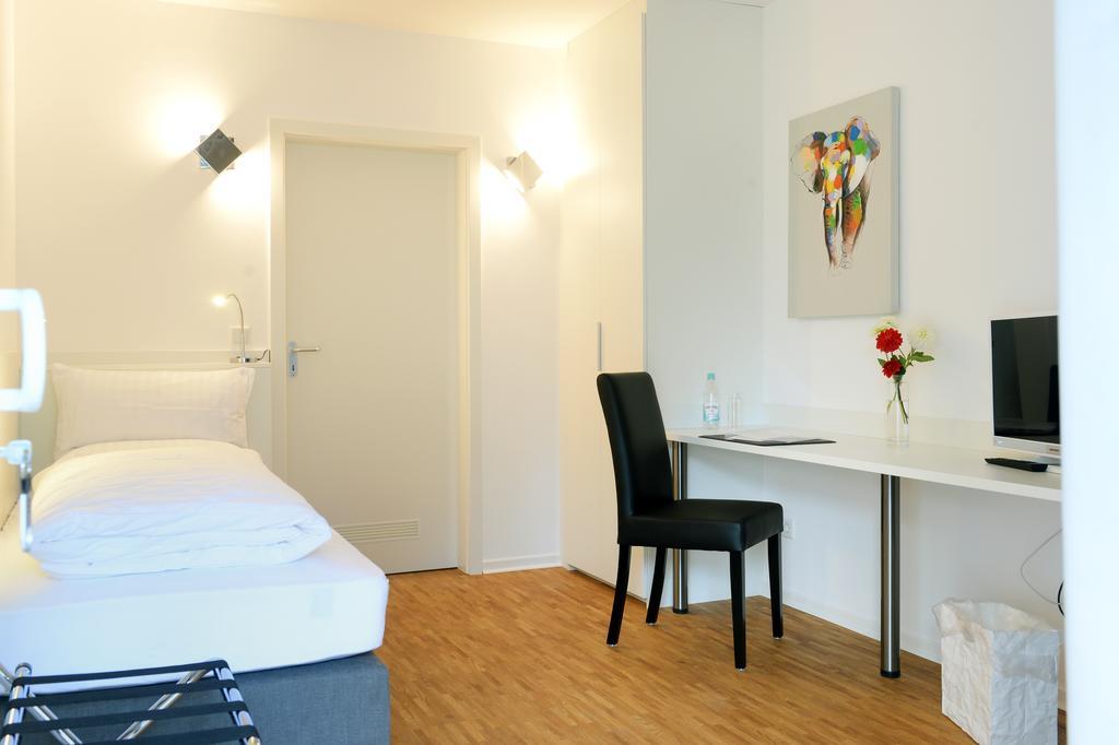 Bed & Breakfast Meerbusch Δωμάτιο φωτογραφία
